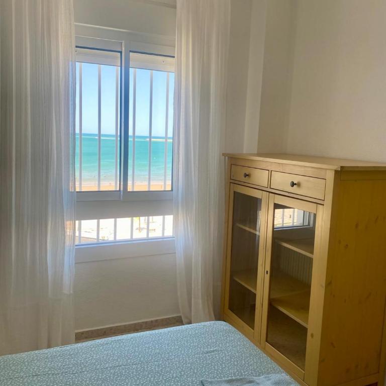 APARTAMENTO VISTAS AL MAR - Valdelagrana Playa - Apartamento de 2 dormitorios - 20