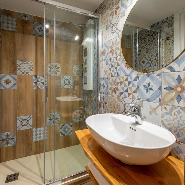 Bocconi 3 - Colorful Suite - B Home - One-Bedroom Apartment - 13