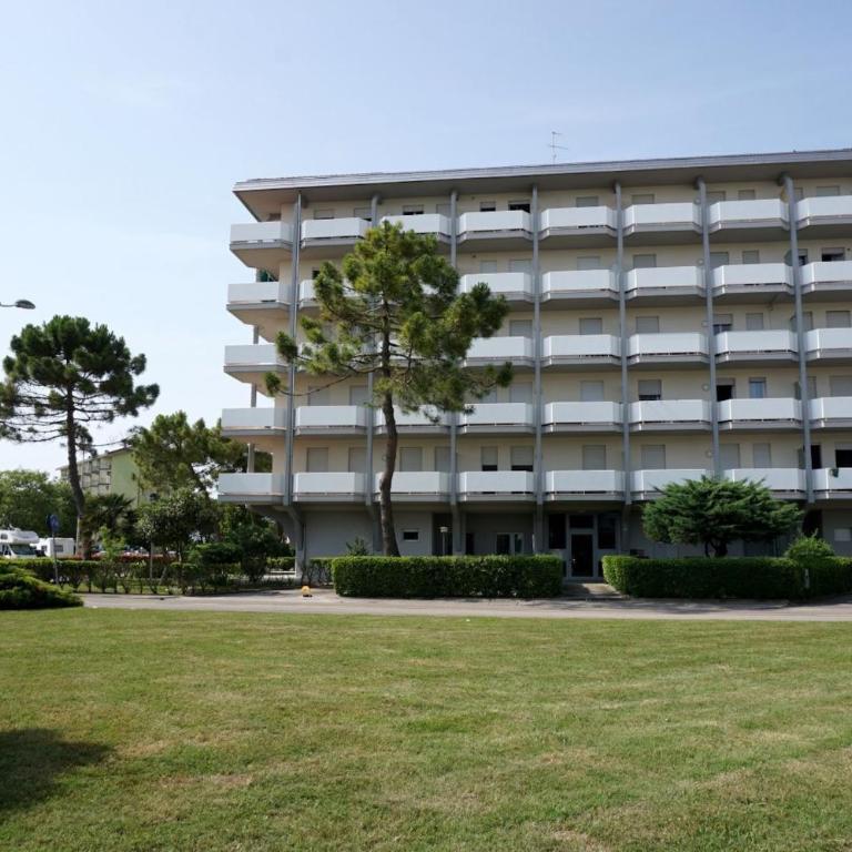 Colourful flat with a balcony - Appartamento - 12