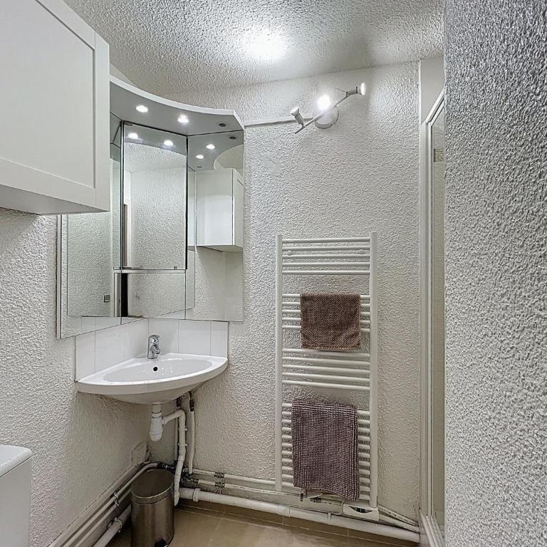 Duplex Isola 2000 - 8 pers - confort & ski à pied - Appartement en Duplex - 10