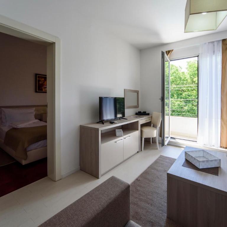 Villa Otava Lux SPA - Deluks Dvokrevetna Soba sa Bračnim Krevetom/Zasebnim Krevetima - 16
