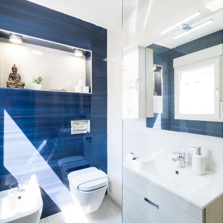 Centrico apartamento familiar, Parking Incluido - Three-Bedroom Apartment - 44