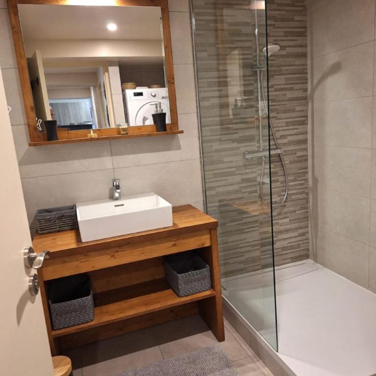 Cosy 3-room apartment near the Arc 1800 ski area - Apartment - 9