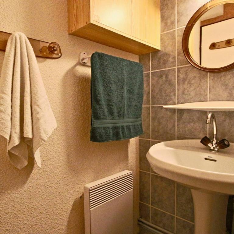 Studio cabine pour 4 personnes, animaux admis, au pied des pistes - FR-1-340-23 - Studio - 7