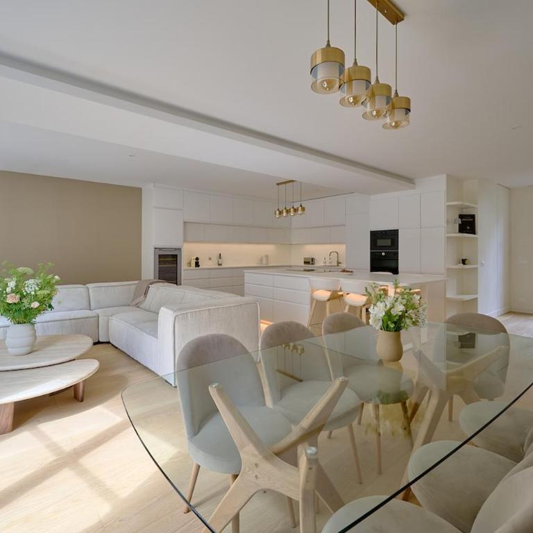 By Saint-Sulpice newly refurbished 4 BR apartment - Appartement - 13