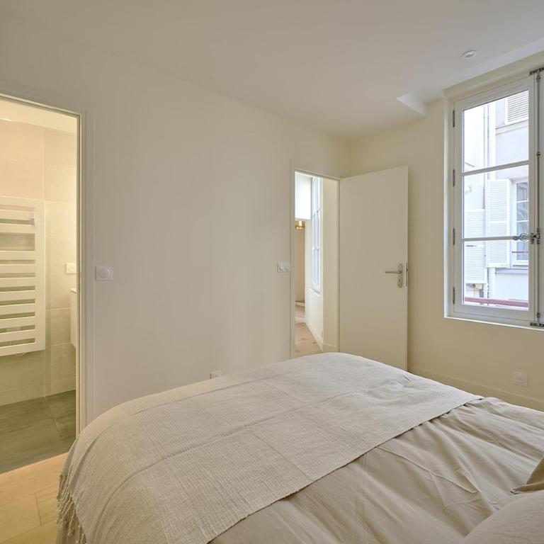 By Saint-Sulpice newly refurbished 4 BR apartment - Appartement - 25
