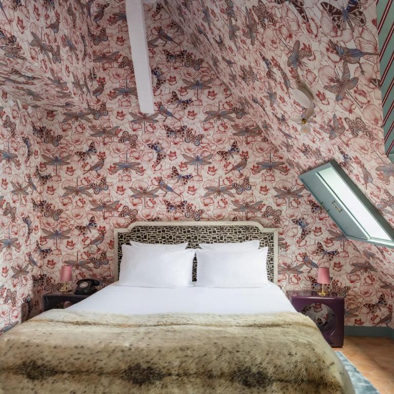 Hôtel du Petit Moulin, Haute Couture hotel by Lacroix - Chambre Double Confort - 3