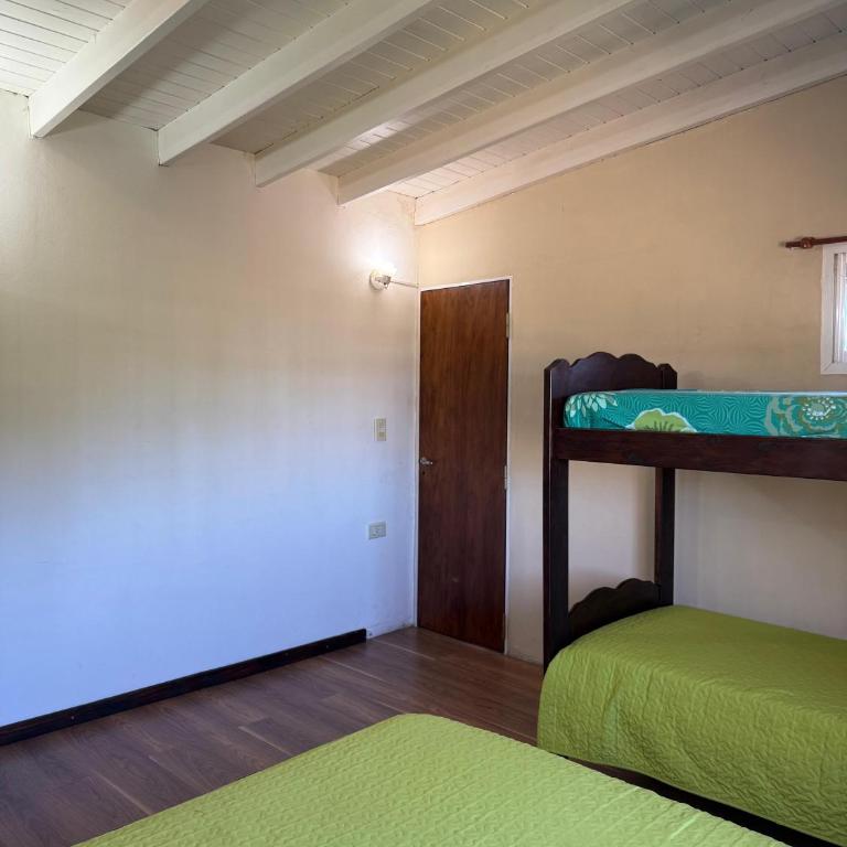 Bungalows familiar con piscina en Pueblo Belgrano - One-Bedroom House - 14