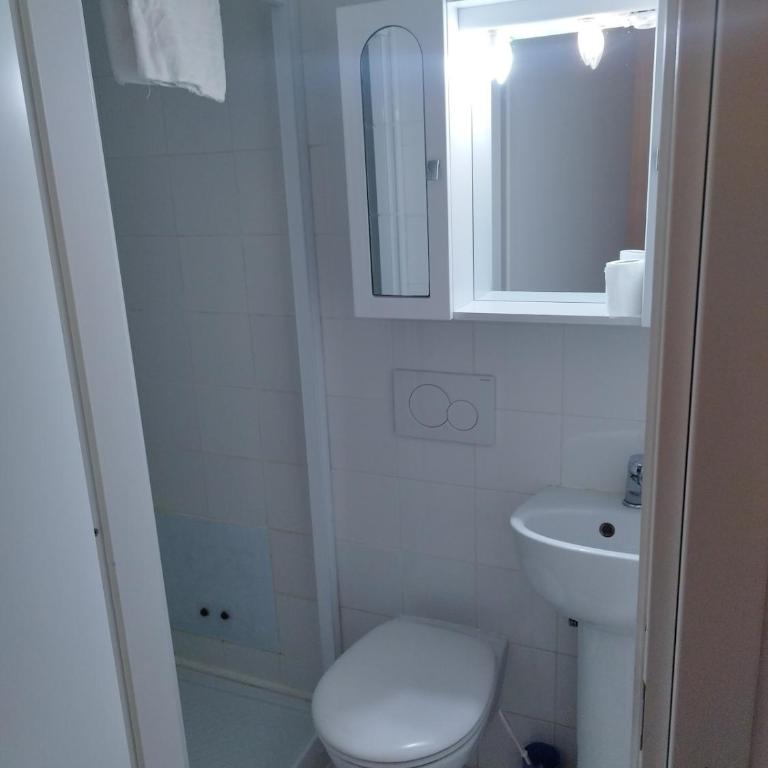 Ponte Vittoria Apartment , 11 , - Appartamento con 3 Camere da Letto - 2