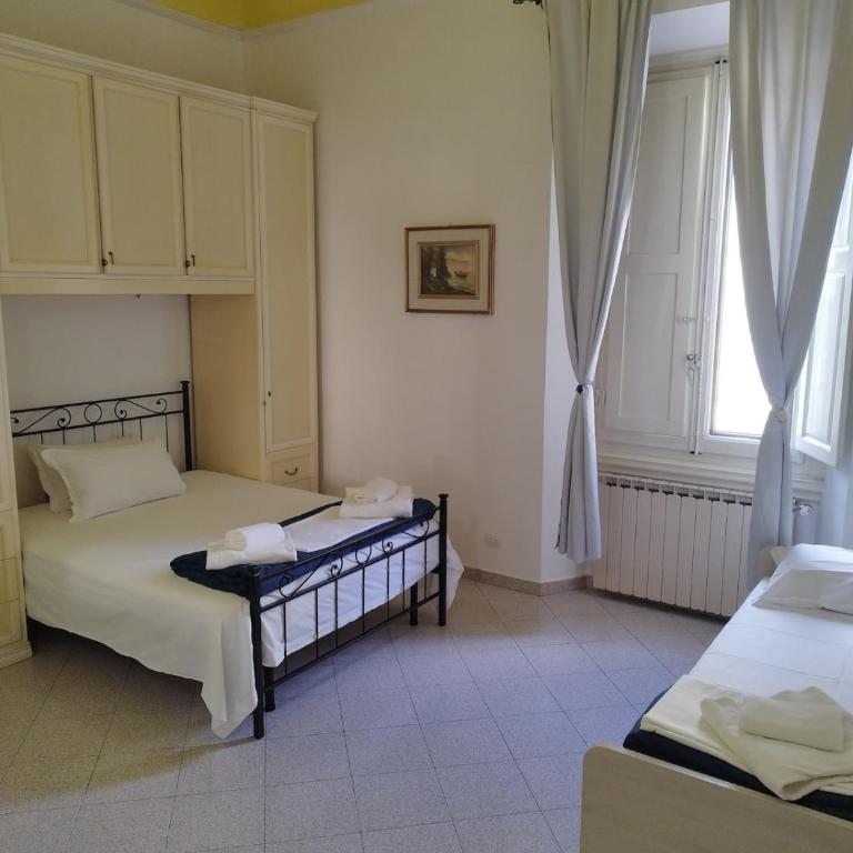 Ponte Vittoria Apartment , 11 , - Appartamento con 3 Camere da Letto - 3