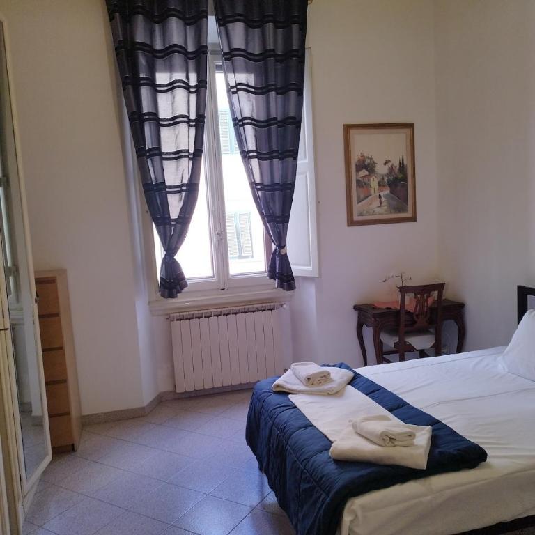 Ponte Vittoria Apartment , 11 , - Appartamento con 3 Camere da Letto - 12