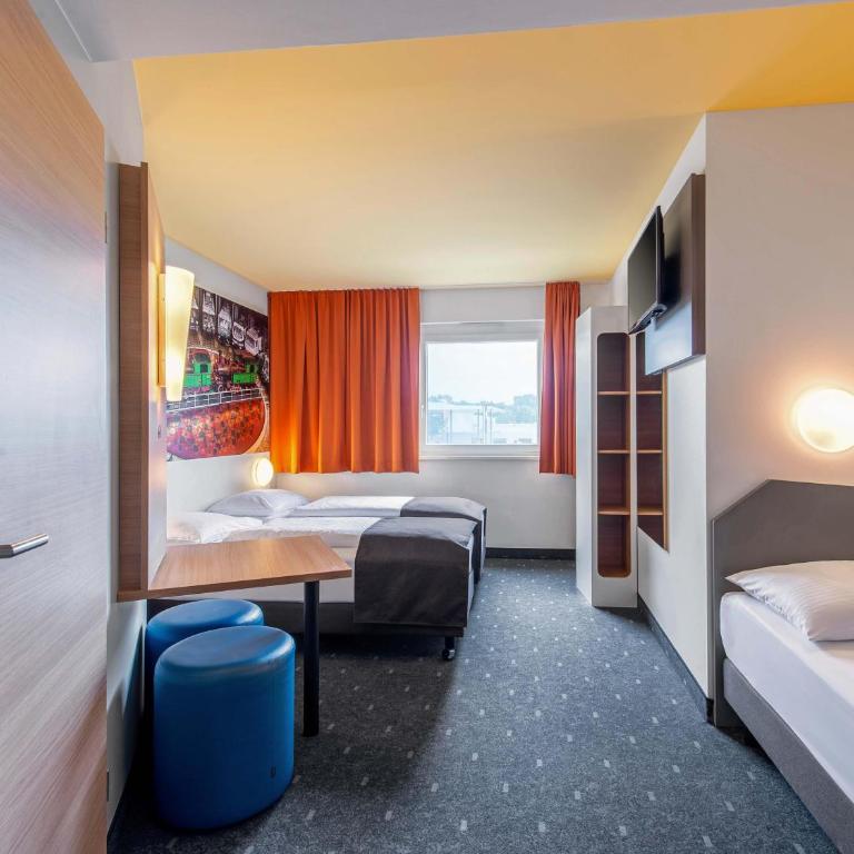 B&B Hotel Augsburg-Süd - Dreibettzimmer - 1