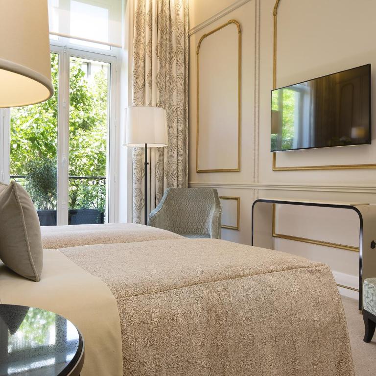 Le Narcisse Blanc - Deluxe Double or Twin Room - 6