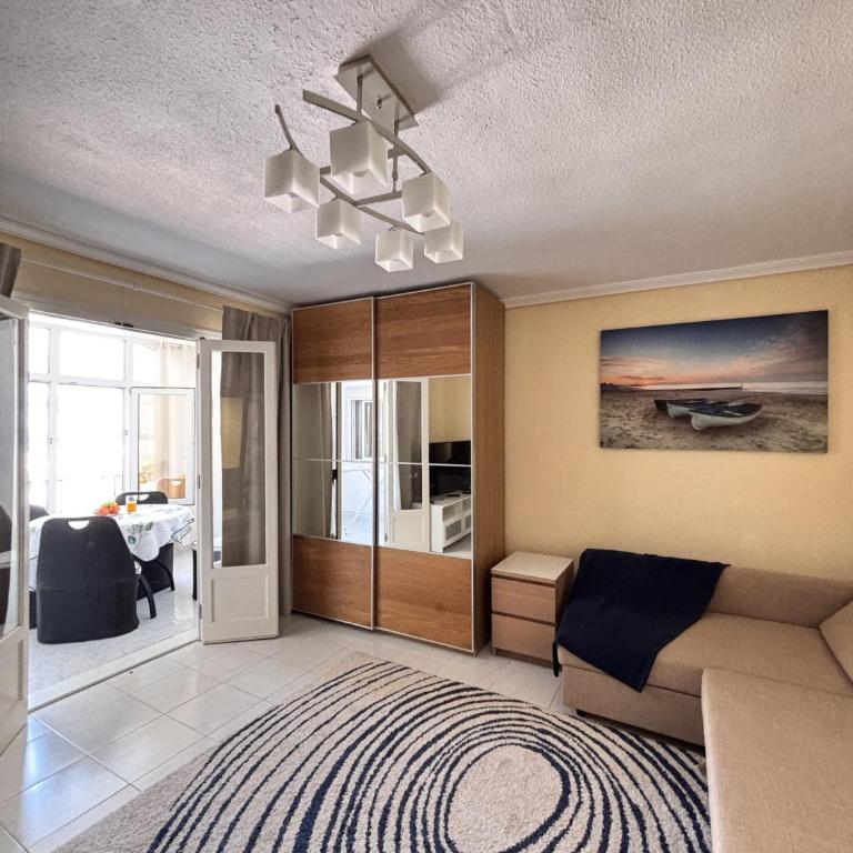 Apartamentos con piscina y vistas al mar-La Mata - Two-Bedroom Apartment - 4