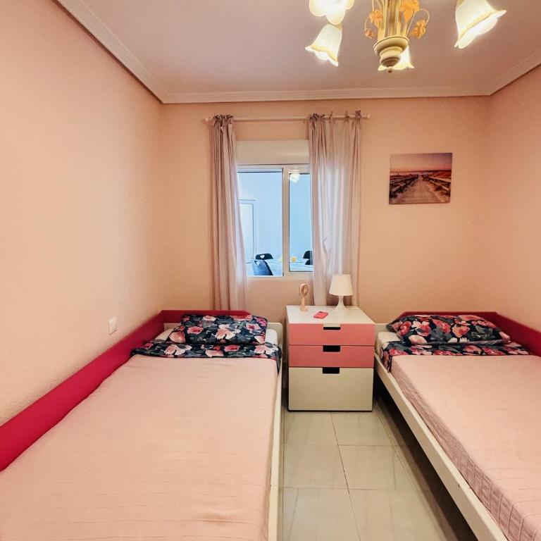 Apartamentos con piscina y vistas al mar-La Mata - Two-Bedroom Apartment - 6