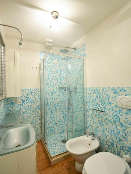 Via Sestiere Castello 5375 Guest House - Appartamento con 2 Camere da Letto - 11