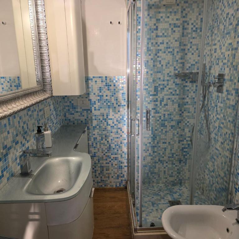 Via Sestiere Castello 5375 Guest House - Appartamento con 2 Camere da Letto - 29