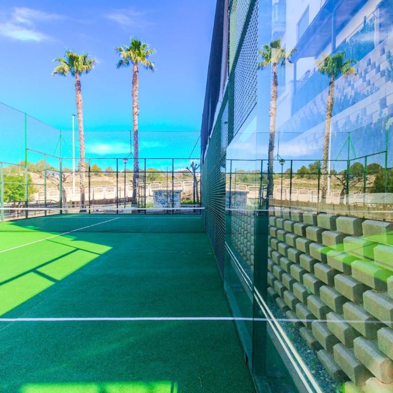 Urbanization with a pool near the airport - Apartamento de 3 dormitorios - 15