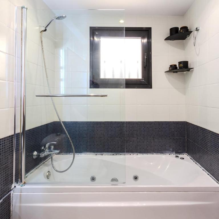 Urbanization with a pool near the airport - Apartamento de 3 dormitorios - 27