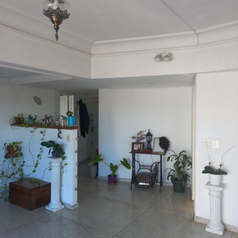 Bedroom and private bathroom in a spacious apartment - Apartamento de 3 dormitorios - 22