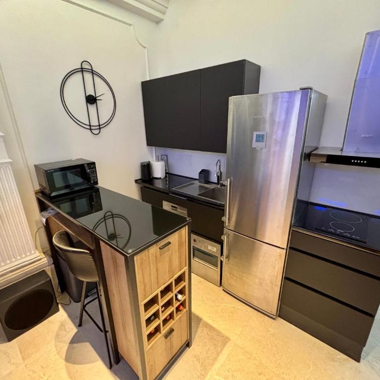 ONYX Grand SPA Suite Zemun - Three-Bedroom Premium Apartment - 14