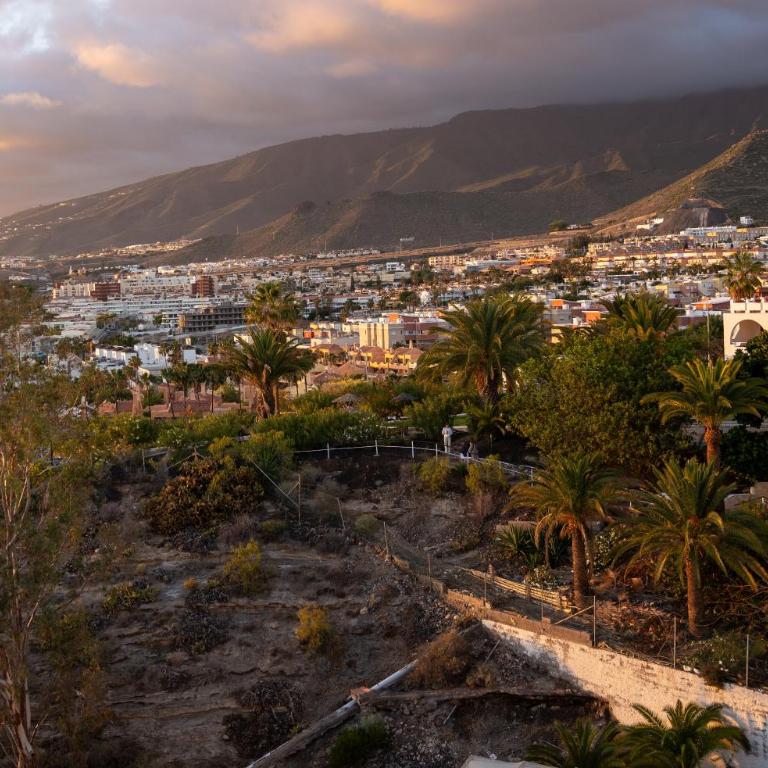 Costa Adeje Sunset Ocean City Mountain View 15 By-Tenerife365 - Apartamento Dúplex - 58