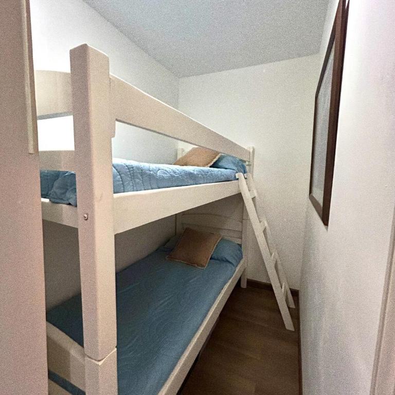 A pasos del mar, pileta, garaje y padel - Two-Bedroom Apartment with Balcony - 8