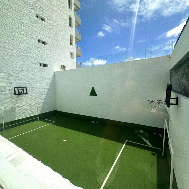 A pasos del mar, pileta, garaje y padel - Two-Bedroom Apartment with Balcony - 21