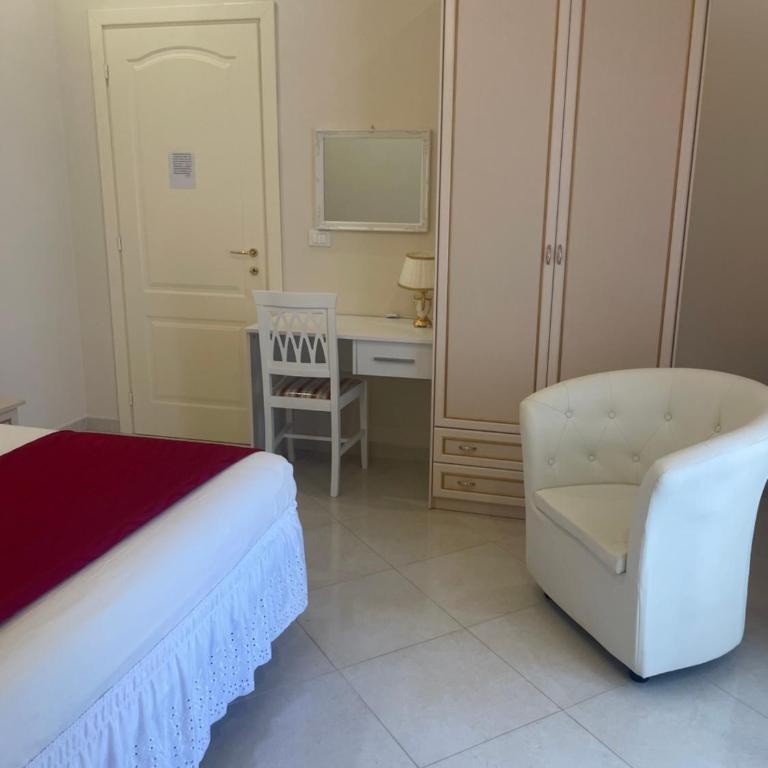 Villa Nicole House - Apartments & Suite - Deluxe Room - 5
