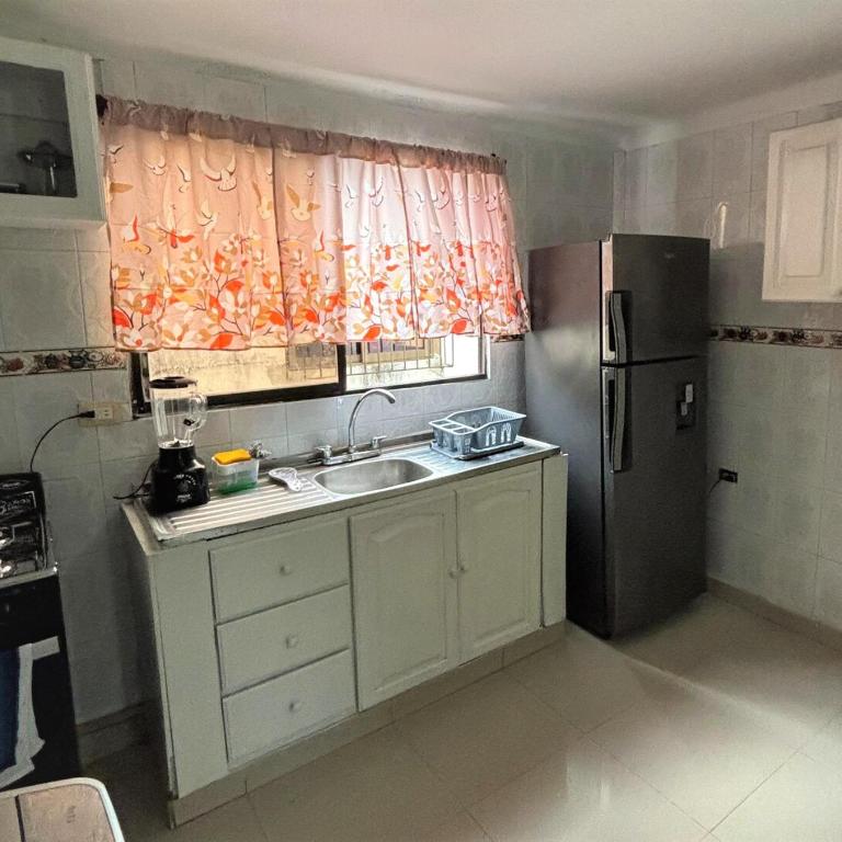 Ritze's House Getsemani - Two-Bedroom Apartment - 10