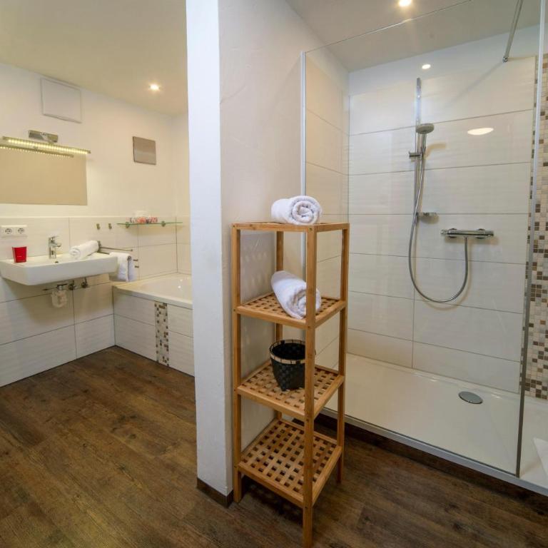 Ferienwohnung Alpenstyle 1 - Apartment mit Terrasse - 11