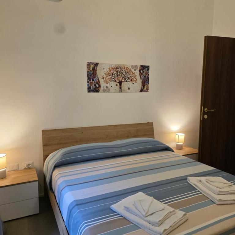 Alloggio Turistico A casa di Anna - Appartamento con 2 Camere da Letto e Vista Giardino - 2