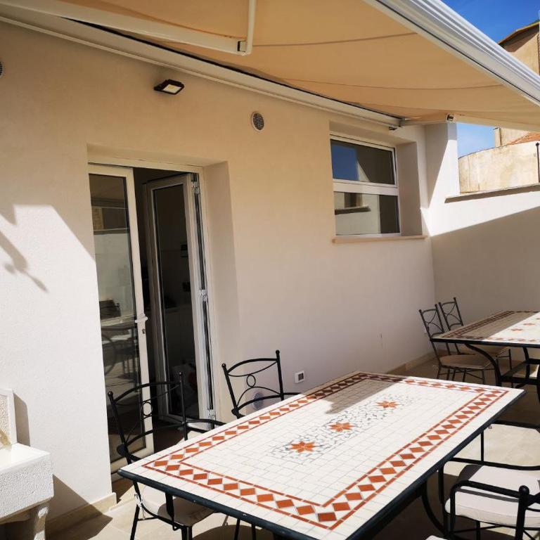 Cielo D'Alcamo Palazzo Mazzini - Comfort Triple Room with Shower - 3