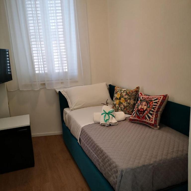 Cielo D'Alcamo Palazzo Mazzini - Comfort Triple Room with Shower - 9