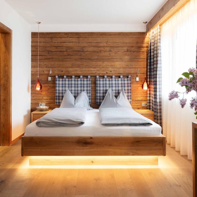 Hotel Quellenhof - Doppelzimmer mit Terrasse - 2