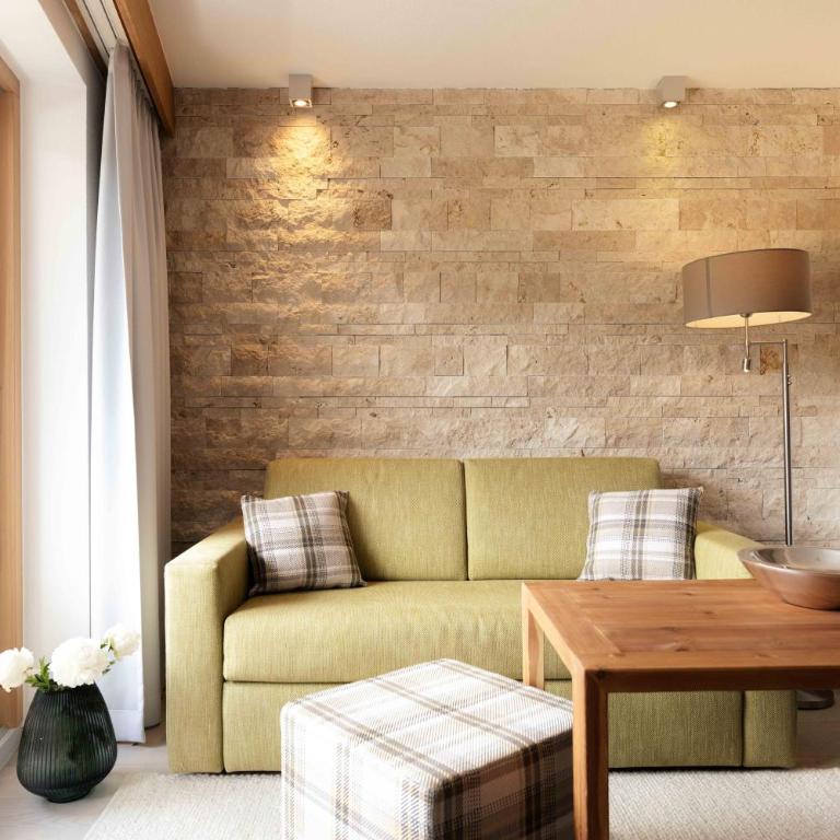 Hotel Quellenhof - Deluxe Doppelzimmer mit Balkon - 2