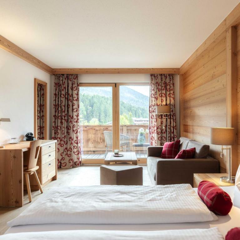 Hotel Quellenhof - Deluxe Doppelzimmer mit Balkon - 1