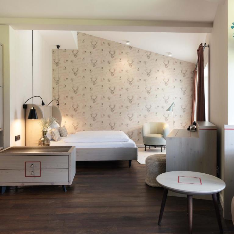 Hotel Quellenhof - Deluxe Doppelzimmer mit Balkon - 1