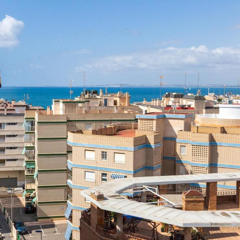 Apartment in the center of Santa Pola more than 10 days - Apartamento de 3 dormitorios - 24