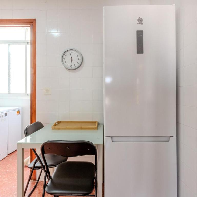 Apartment in the center of Santa Pola more than 10 days - Apartamento de 3 dormitorios - 28