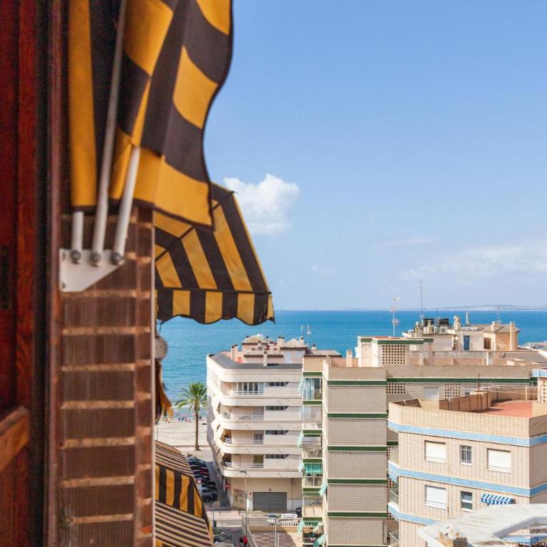 Apartment in the center of Santa Pola more than 10 days - Apartamento de 3 dormitorios - 36