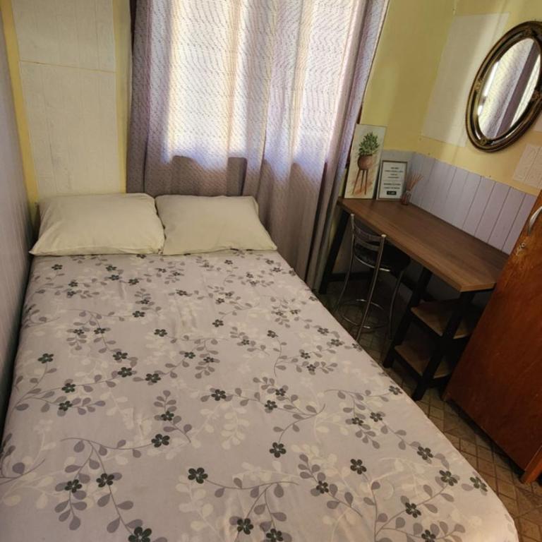 Dormitorio en Residencia Familiar - Habitación Individual - 1