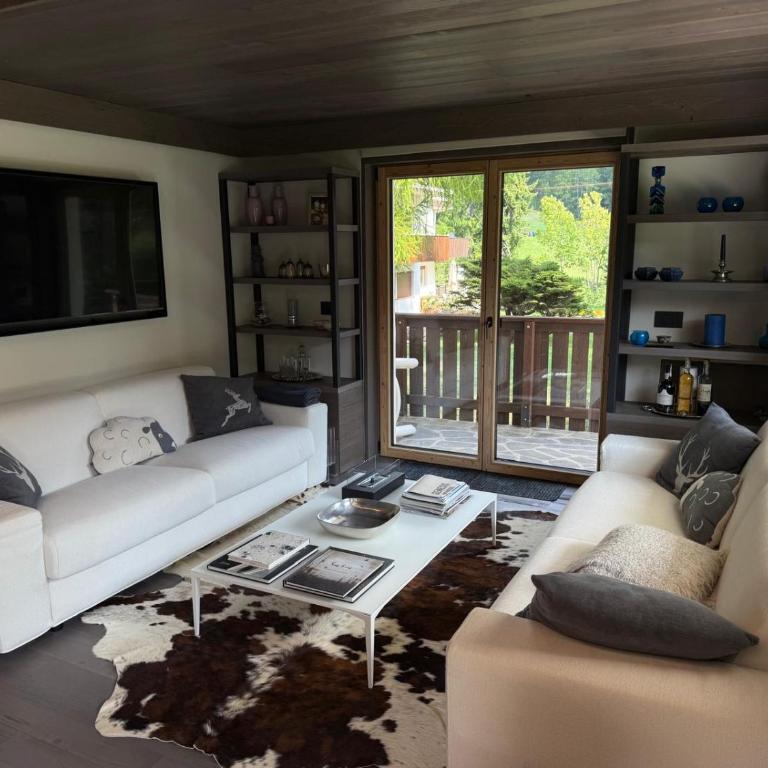 Dimora Alverà 19 - Appartamento con 2 Camere da Letto, Balcone e Terrazza - 28