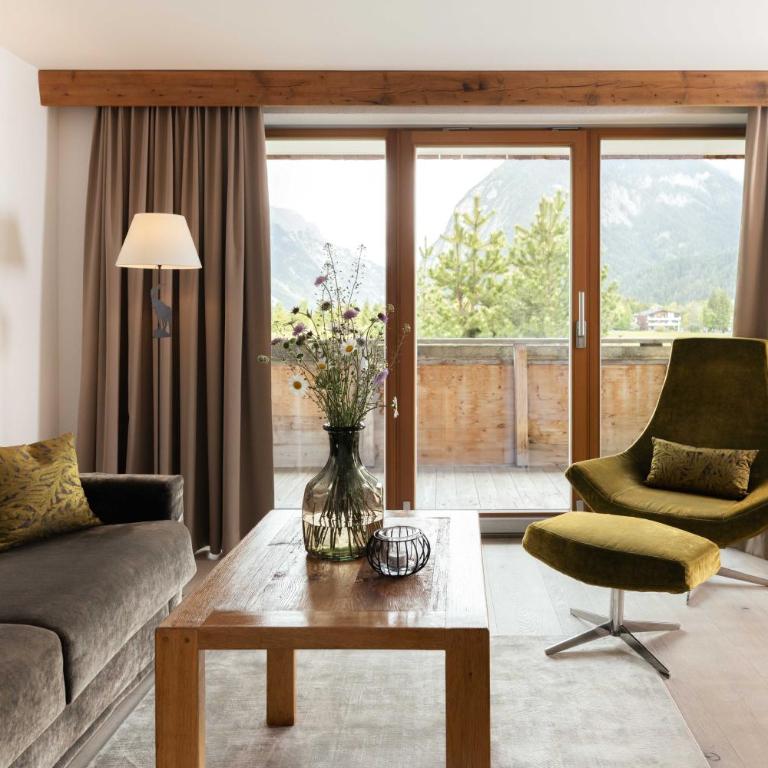 Hotel Quellenhof - Suite mit Balkon - 2