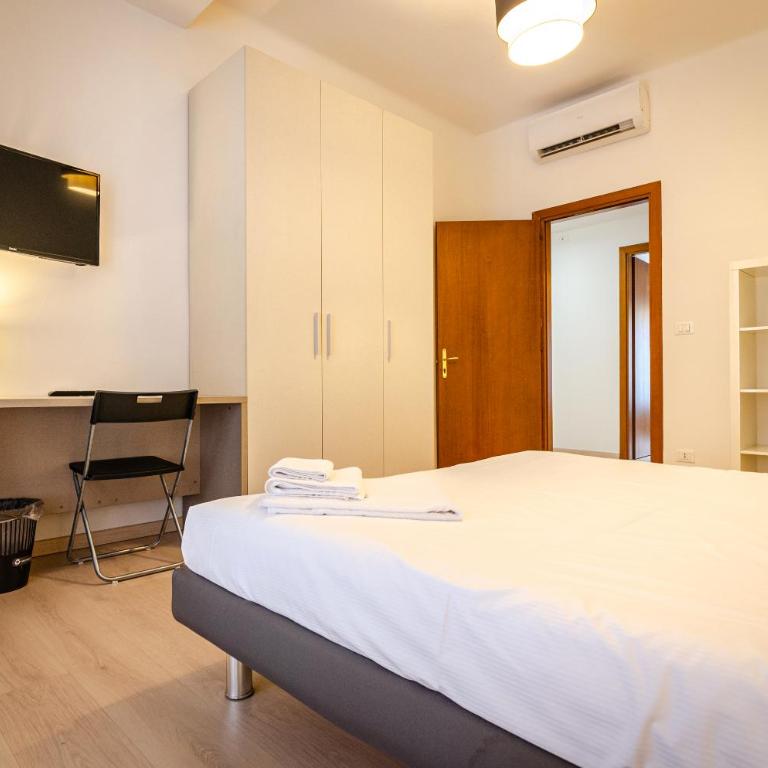 Residenza Marconi - Four-Bedroom Apartment - 18