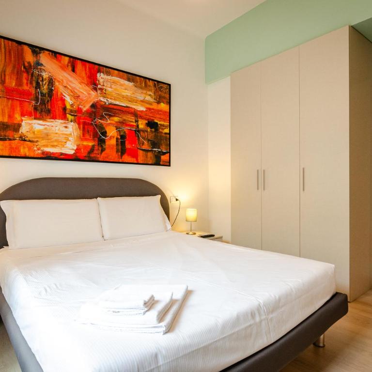 Residenza Marconi - Four-Bedroom Apartment - 14