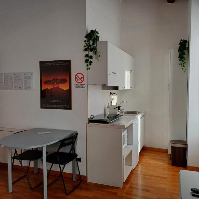 Apollo Apartments Colosseo - Appartamento con 1 Camera da Letto - 15