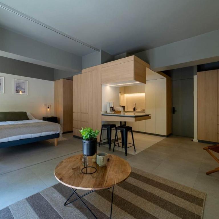 Stay in Comfort Just Steps Away from Bellavista - Apartment - 8