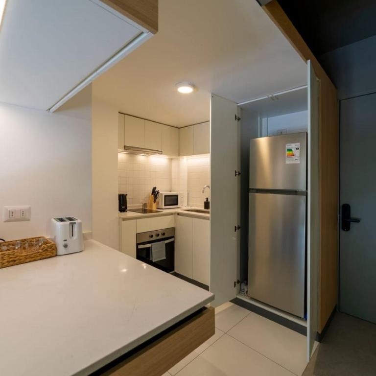 Stay in Comfort Just Steps Away from Bellavista - Apartment - 14