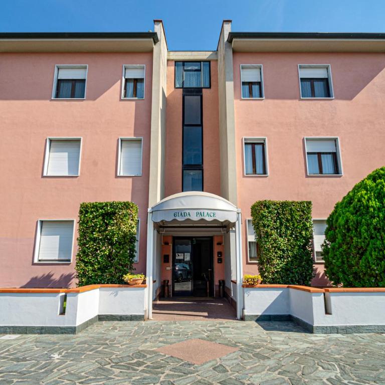 Giada Palace - Rooms & Pool - Camera Matrimoniale Deluxe - 2
